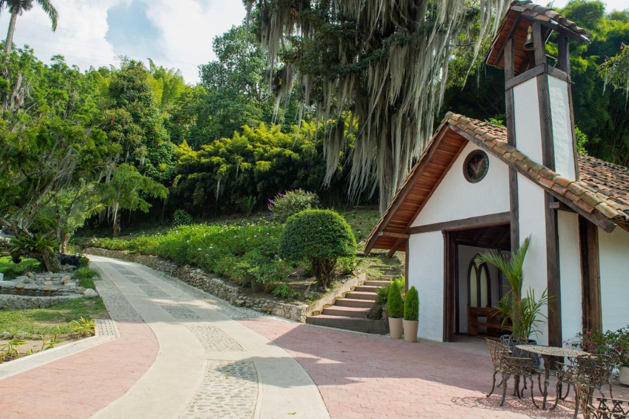 Hacienda Charrascal Coffe Farm Apartment Манисалес Екстериор снимка